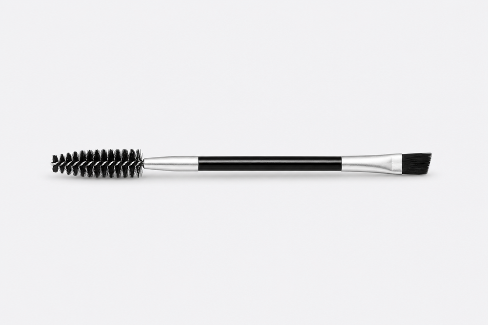 The included spoolie and angled brush